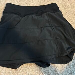 Lululemon pace rival skirt